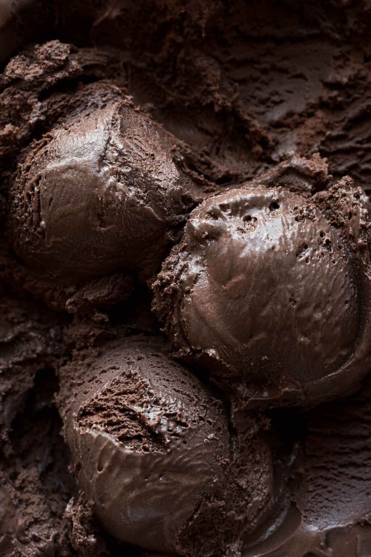 Espresso & Egg Yolks: Secrets to Ultra-Rich Dark Chocolate Ice Cream